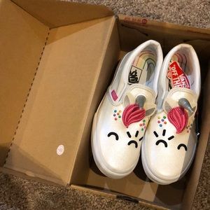 NWT Vans Unicorn Classic Slip-ons Size 2